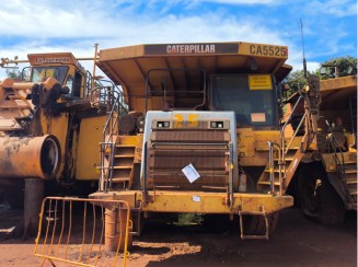 Caminhão Fora de Estrada CAT 775F 2011
