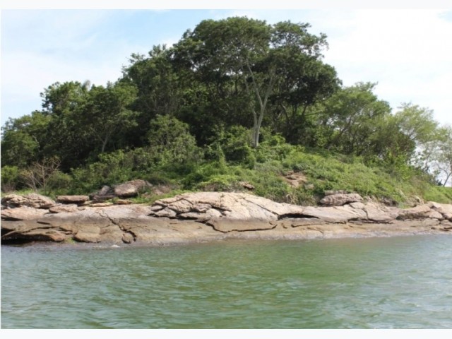 2 ilhas em mangaratiba, perfazendo 21.461,25m²