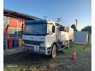 Caminhão Comboio Mercedes-Benz Atego 2425