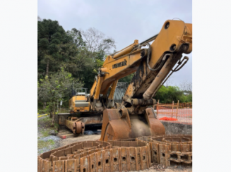 Escavadeira Hidráulica Liebherr R964C 2012 - SUCATA